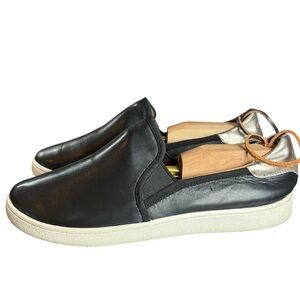 UGG Cas slip on leather women’s black low top sneakers size 11